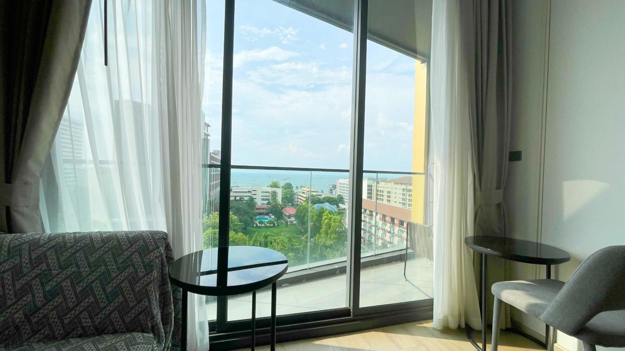 Edge Central # Utrip Pattaya Buitenkant foto